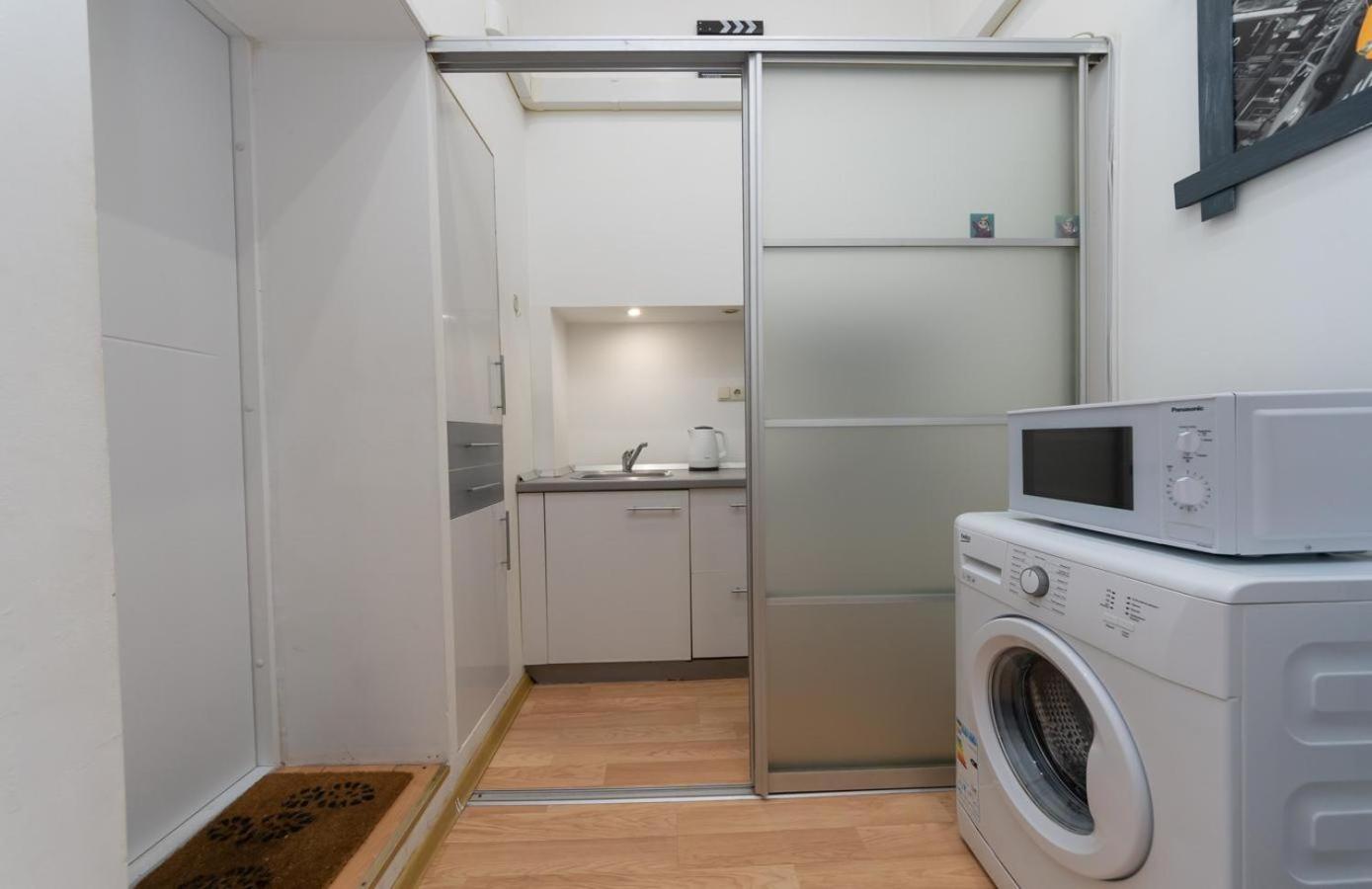 Kievaccommodation In The Center 24H Self Check-In Eksteriør bilde